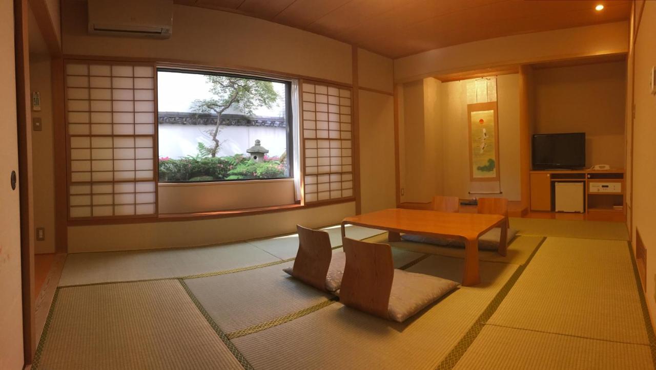 Hotel Grand Hill Ichigaya Tōkyō Extérieur photo